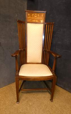 Meuble: Fauteuil -Windsor- attribué à SHAPLAND & PETTER Art & Craft / Nouveau en
