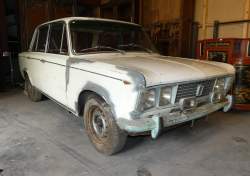 Véhicule: Rare Voiture Fiat 125 Spécial italienne (ds l'état, à restaurer, sans