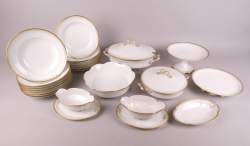 Céramique : Partie de service à dîner en porcelaine de Limoges Haviland (23pcs)