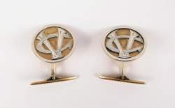 Bijou : Paire de boutons de manchettes - VC - en or jaune et blanc 18K
