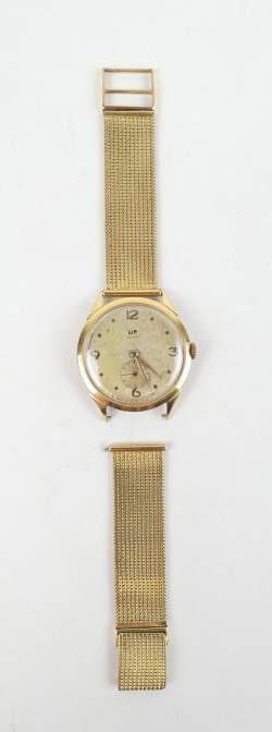 Bijou : Montre bracelet d'homme LIP ELGILOY boitier et bracelet en or jaune 18K mvt à remontoir (En état , usures , bracelet acc)
