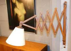 Meuble : Applique accordéon en teck scandinave avec abat - jour (pt taches)