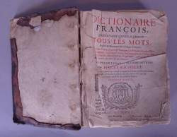 Livre: Dictionnaire françois contenant généralement tous les mots de Richelet Pi